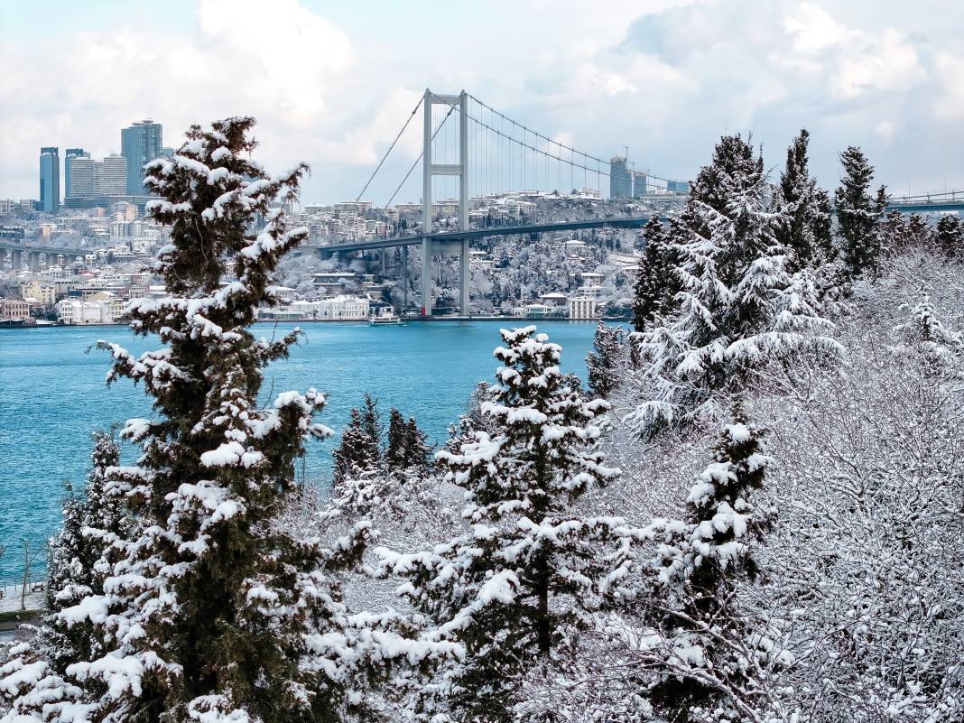 İstanbul tablo gibi! Boğaz gelinlik giydi… 10